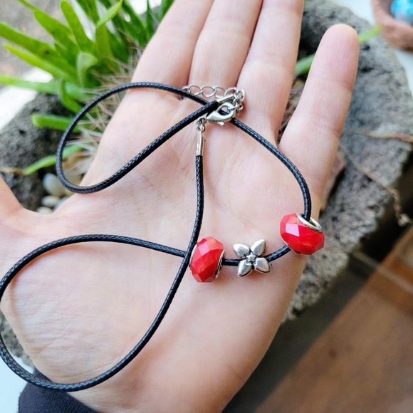 Classic Black Cord Silver Flower Red Bead Necklace - Picture 6 of 6